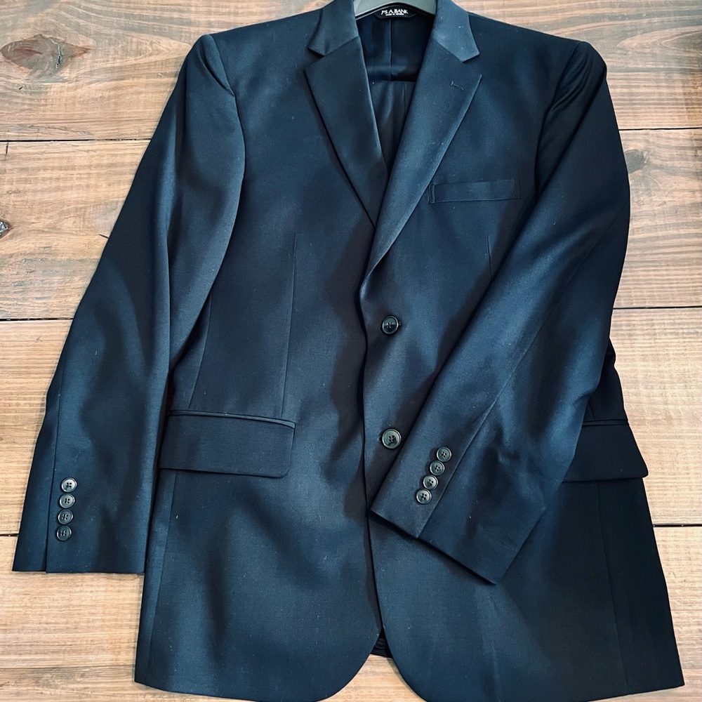 Men’s JoS A. Bank business suit - Black 40R/34R